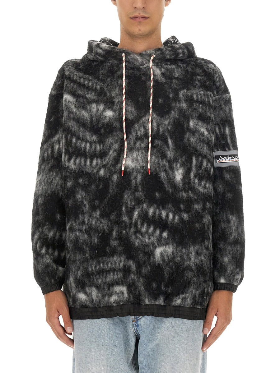 Aries Sweatshirts - Black | Wanan Luxury