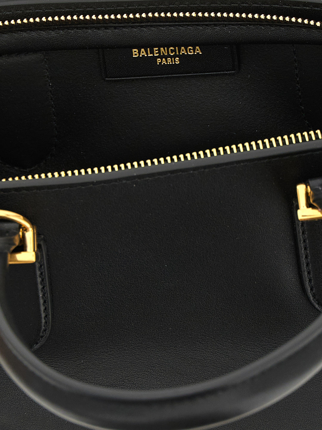 Balenciaga Bolero Hand Bags - Black | 0385638c3e77bbf785f3d33f7e1b01455c760844