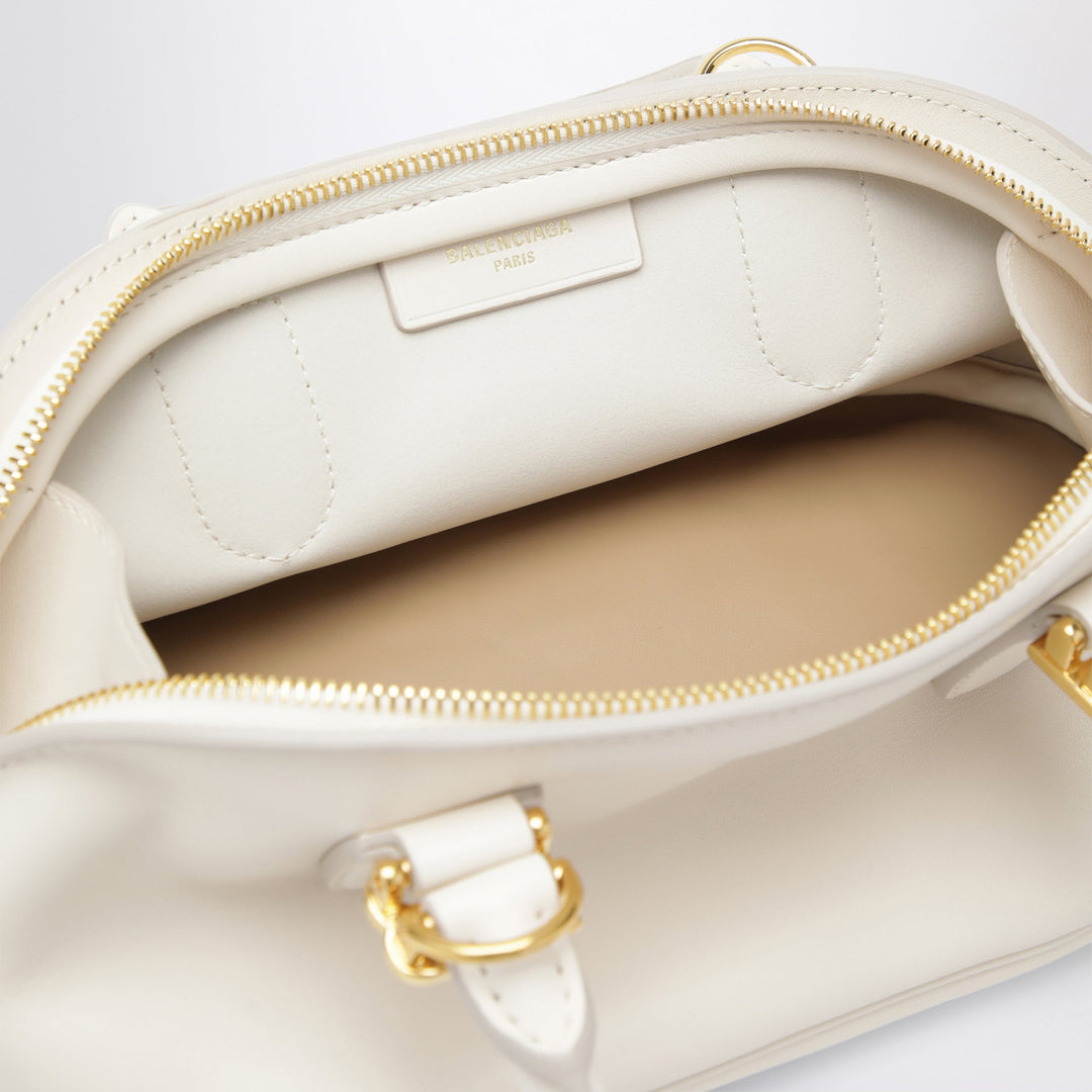Balenciaga Apparel & Accessories - Beige | d17c023ec5228f74a5f62a3f44d47b182649a6c3