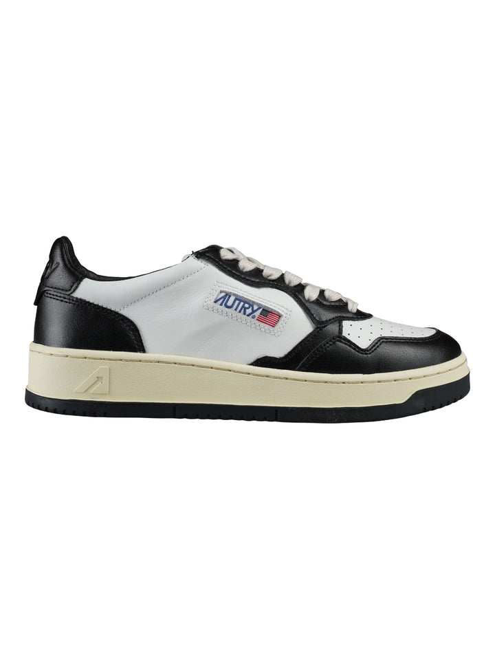 Autry Sneakers - White | e9cab094d6c41598df77d450fd96ae83b763b531