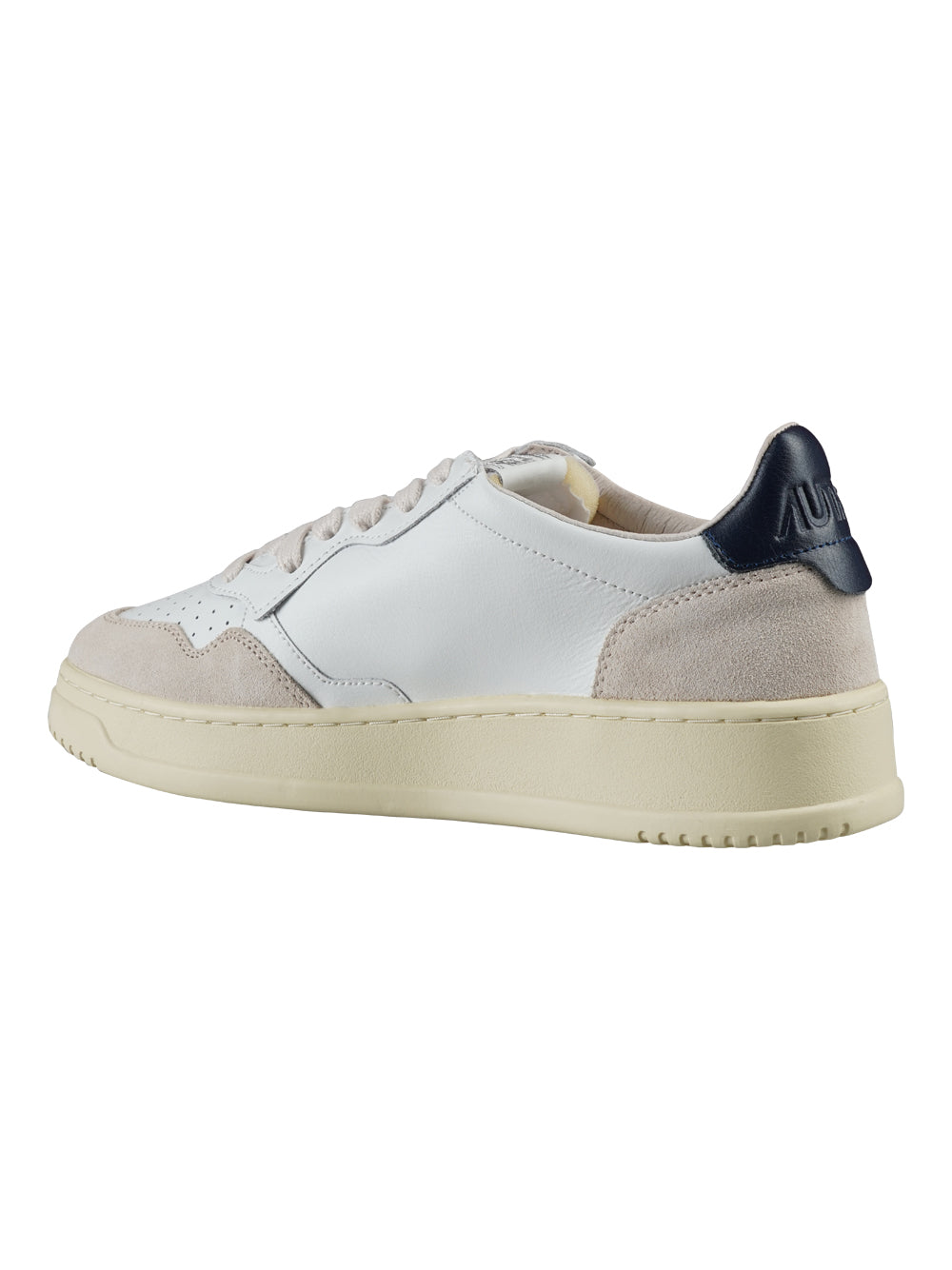 Autry Sneakers - White | 20266f8aa8c66e11828206557baf98245aca8cce