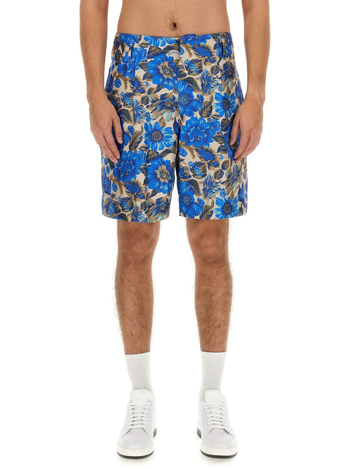 Moschino Shorts - Multcolor | Wanan Luxury