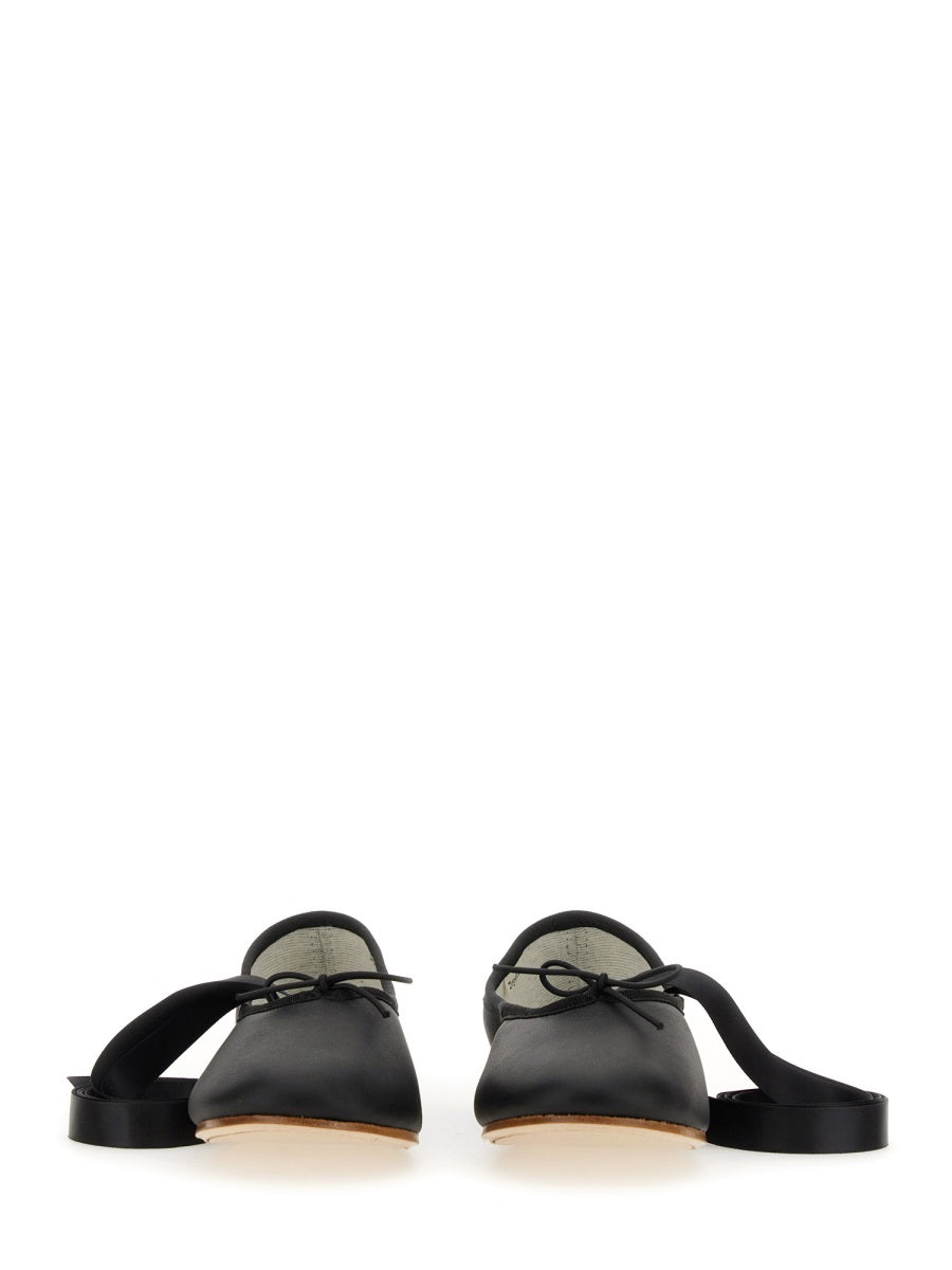 Repetto Flat Shoes - Black | Wanan Luxury
