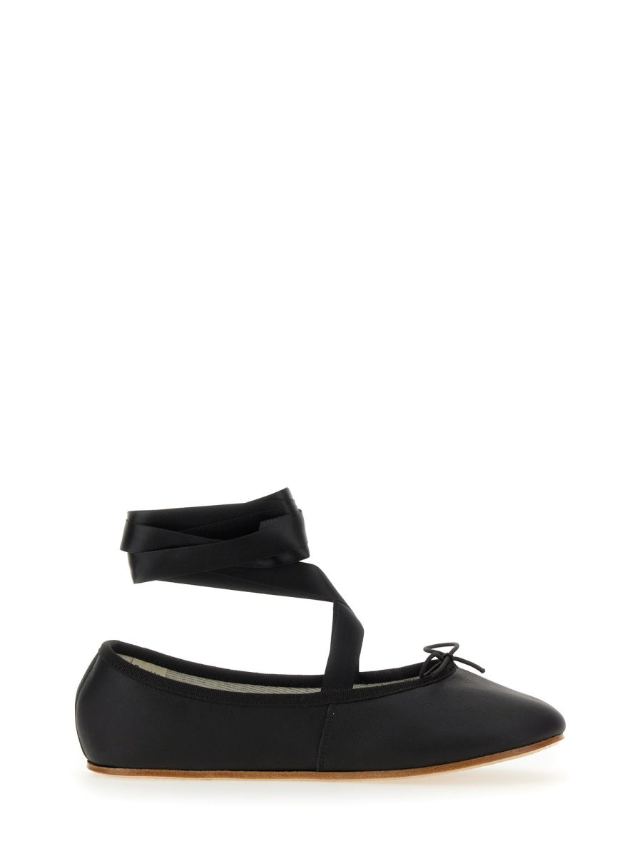 Repetto Flat Shoes - Black | Wanan Luxury