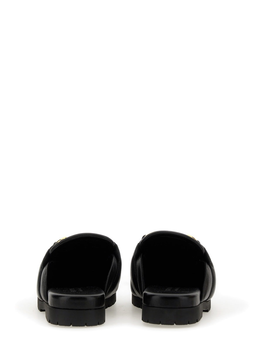 Gucci Sandals - Black | f94f5e69ad352f0f1e3af5455f02bc14e375f33f