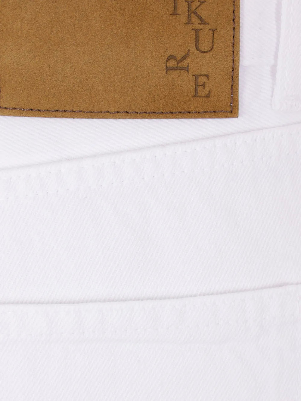 Haikure JEANS - White | 11ceda422b93e32c3df5b4f18f3dcd9faa96e933