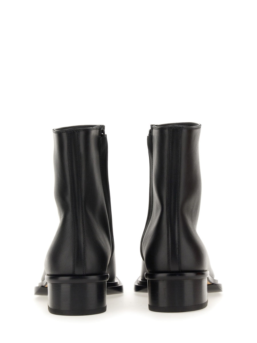 Alexander McQueen Boots - Black | Wanan Luxury