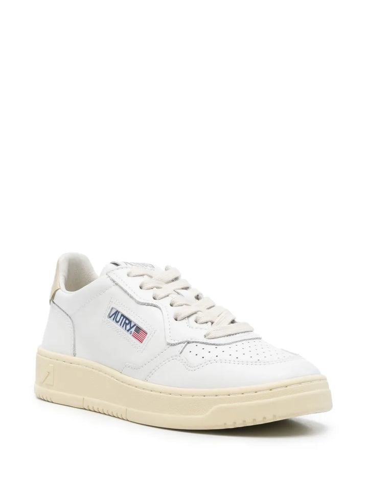 Autry Sneakers - White | 0b37b8128753199103b9f4a58b83cd821a5117ab