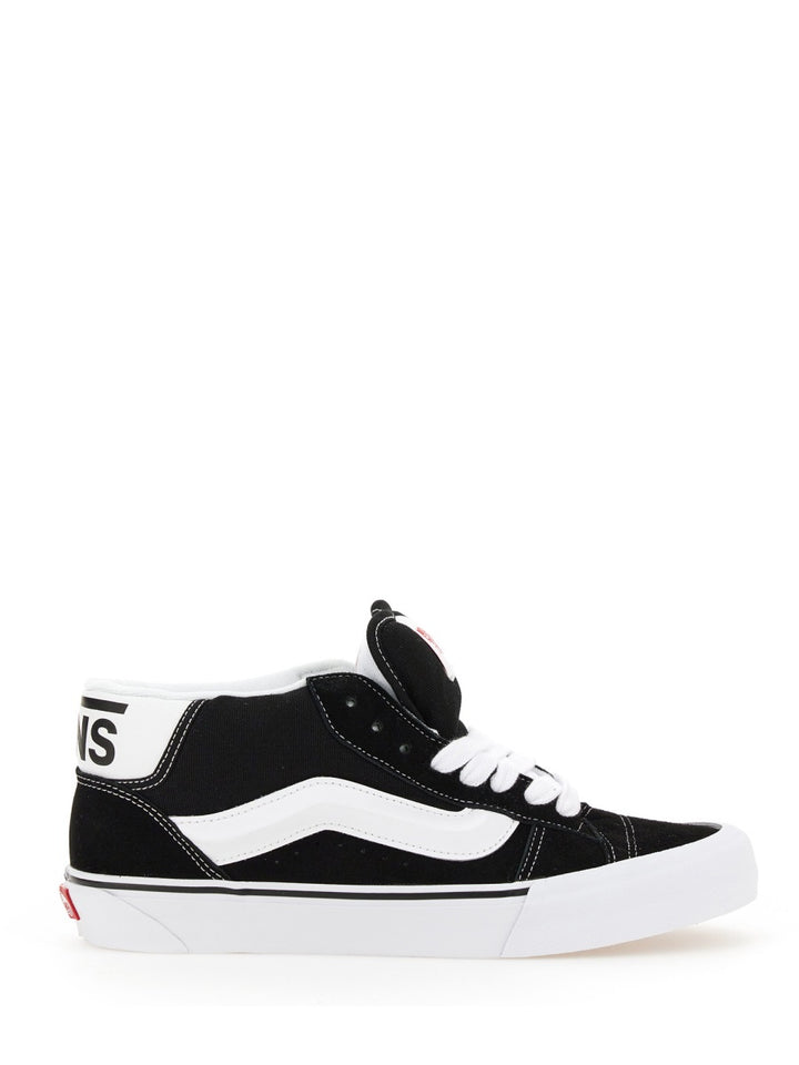Vans Sneakers - Black | Wanan Luxury