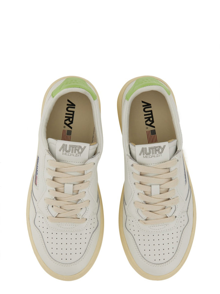 Autry Sneakers - White | Wanan Luxury