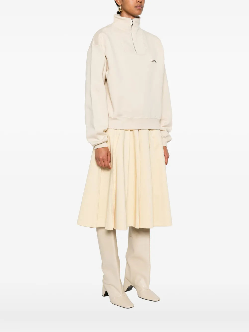 Jacquemus SWEATSHIRT - Nude & Neutrals | fa1c52e04fc798fcbf688d9ccf0e579360f8793e