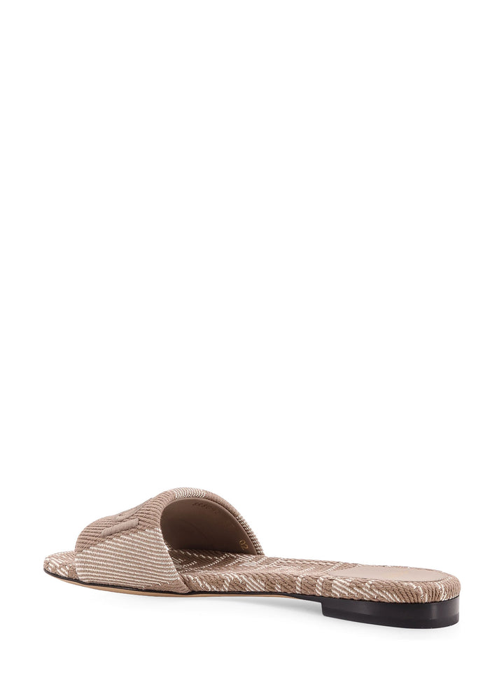 Fendi Sandals - Light and natural | cf1a658b59b2b51d5ee0ad3bac9daa14e32ca361
