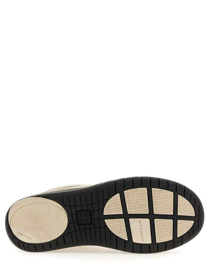 Givenchy Sneakers - White | Wanan Luxury