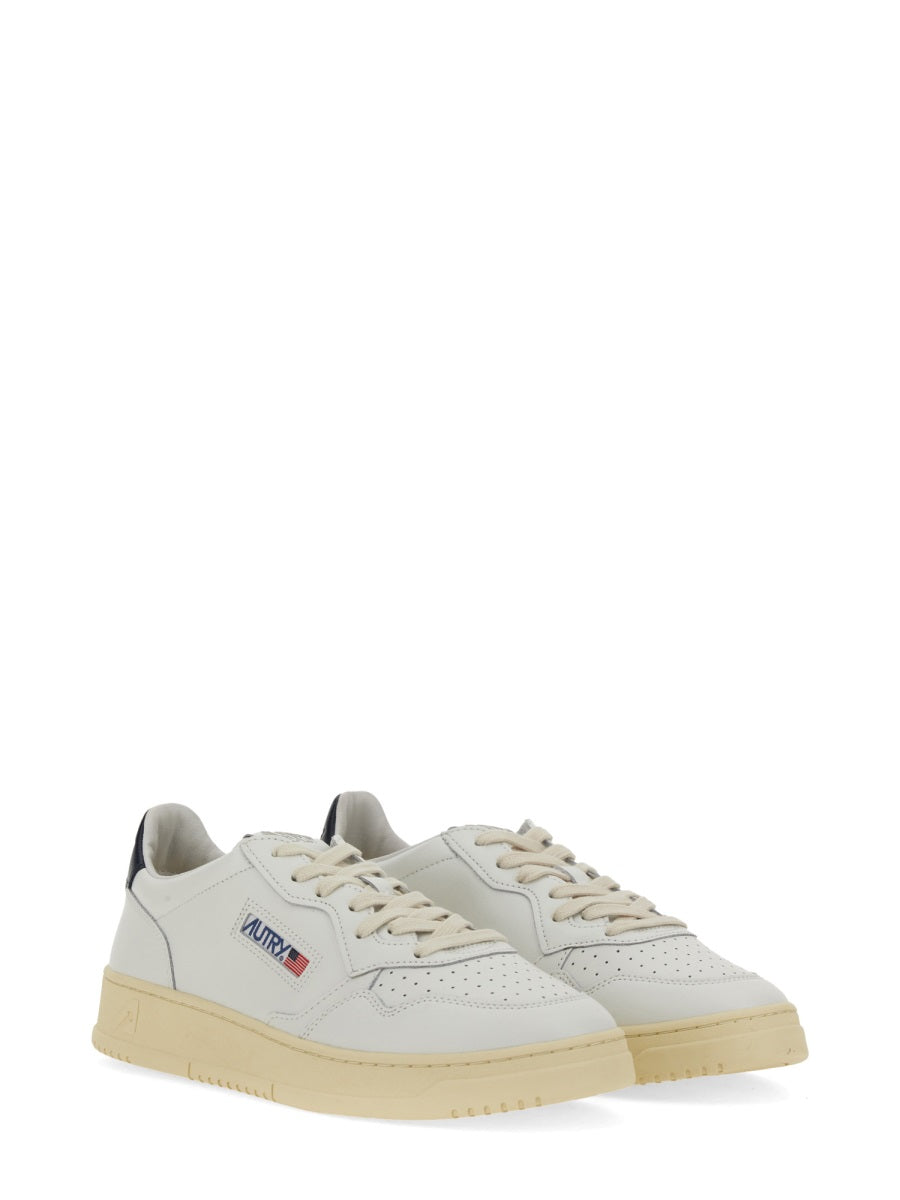 Autry Sneakers - White | Wanan Luxury