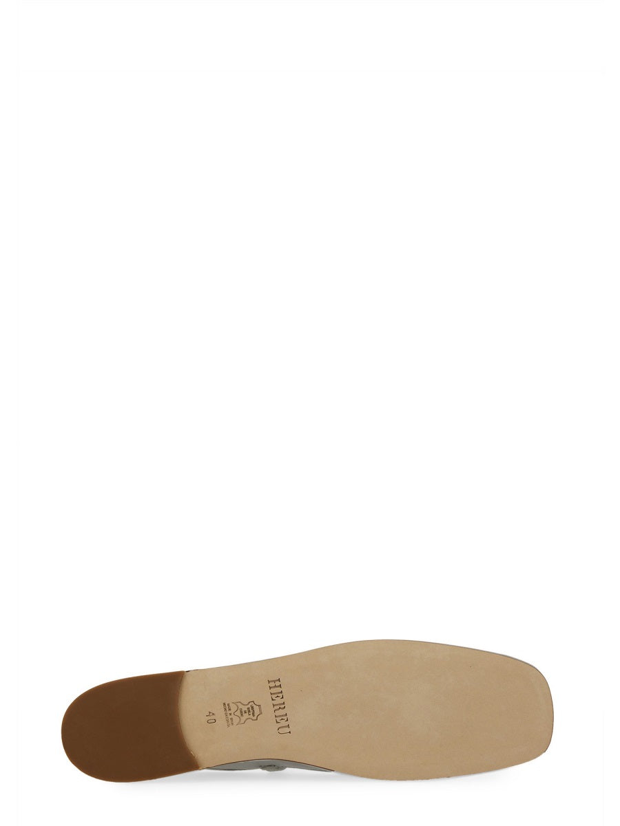 Hereu Flat Shoes - Grey | Wanan Luxury
