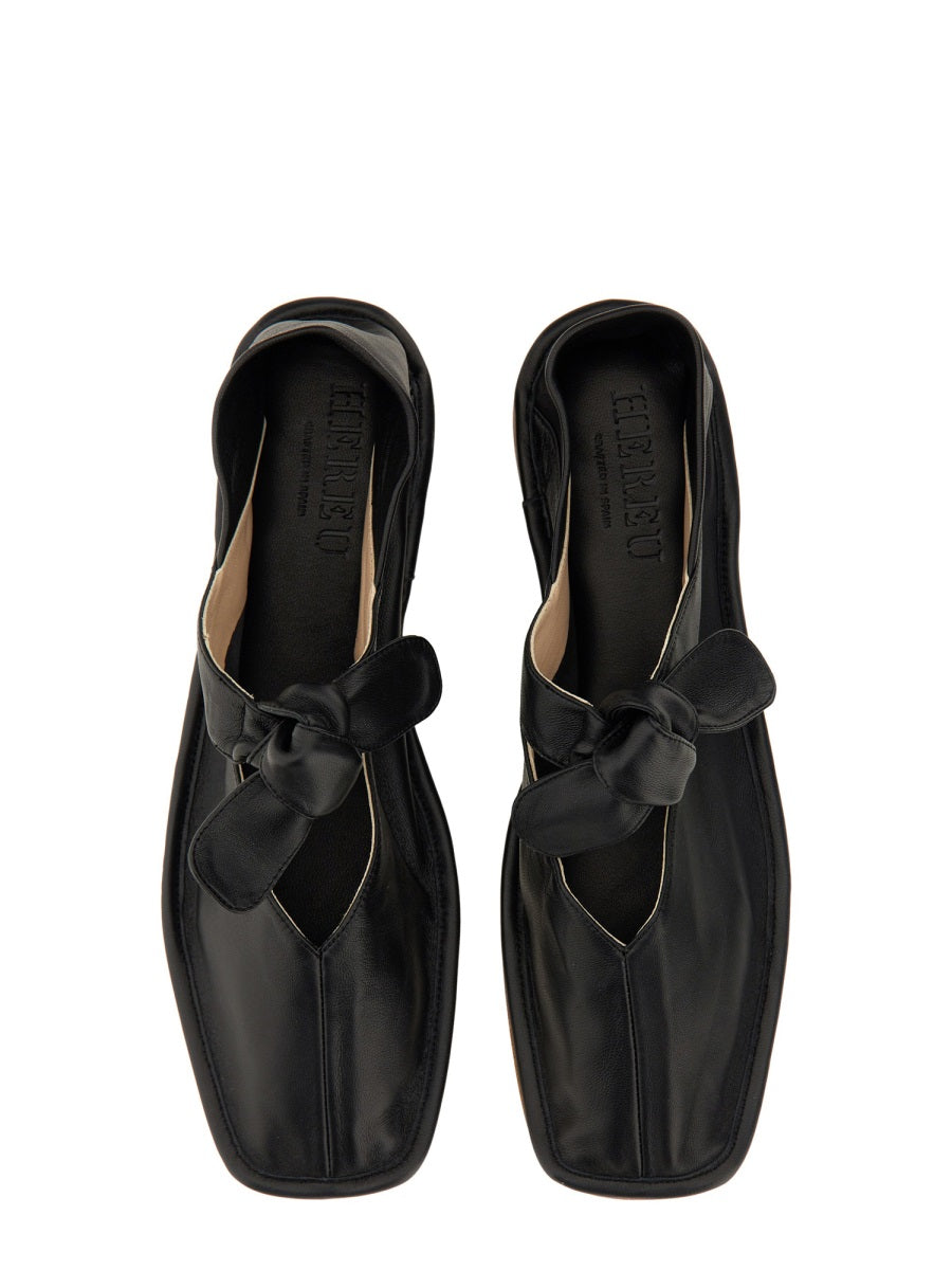 Hereu Flat Shoes - Black | Wanan Luxury