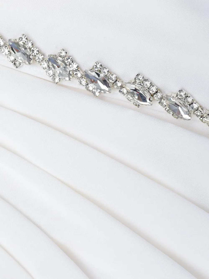 Self-Portrait DRESS - White | 520a47175c12b64e4608bad83b233c00feea4405