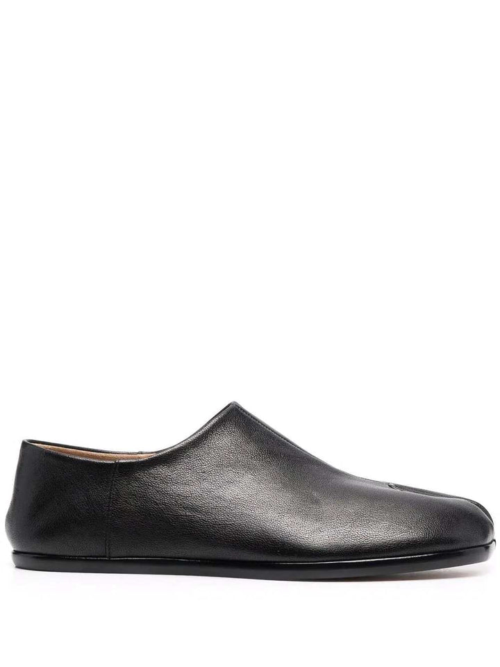 Maison Margiela Loafers - Black | 06a1ea35bf183fa931401f703867b75950d928c5