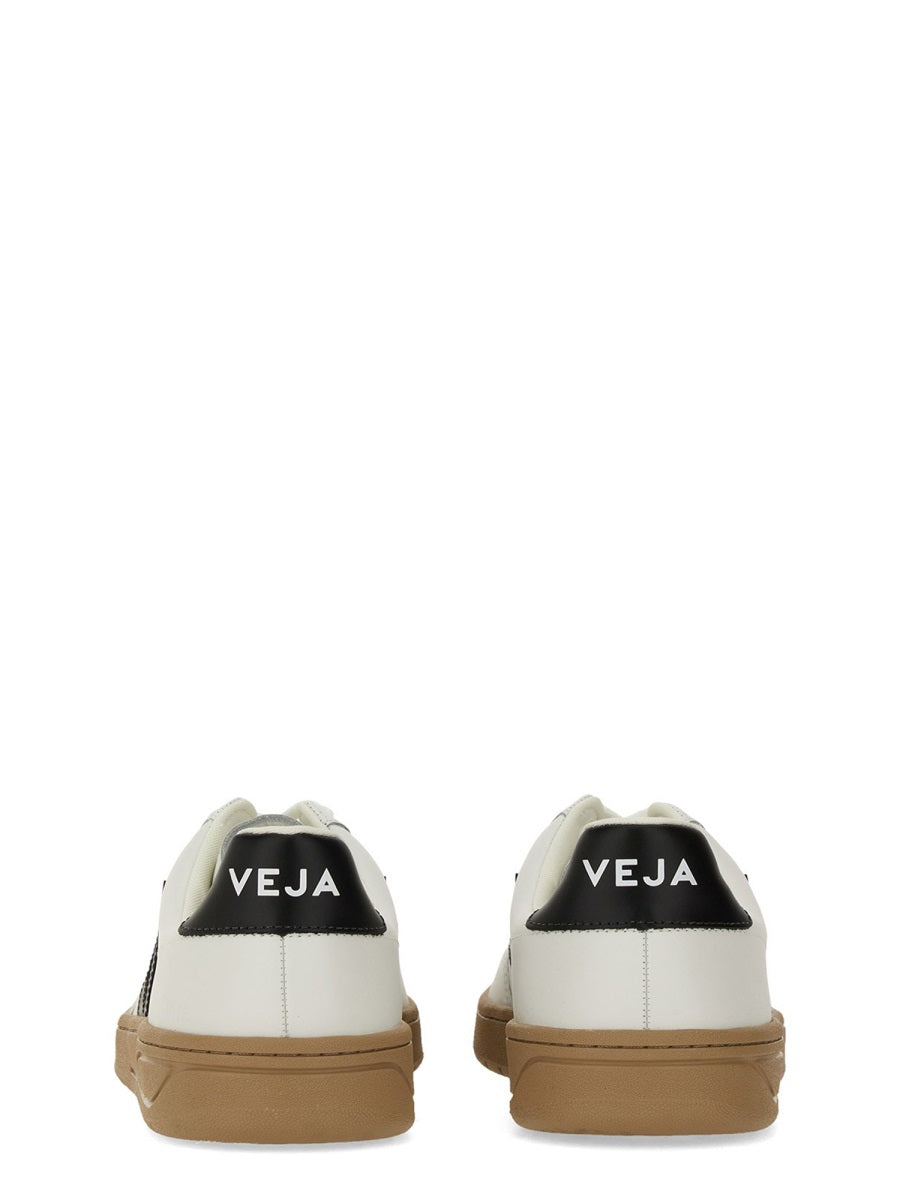 Veja Sneakers - White | Wanan Luxury
