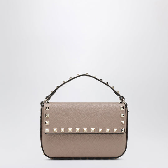 Rockstud Pouch In Grained Calf Leather, Powder