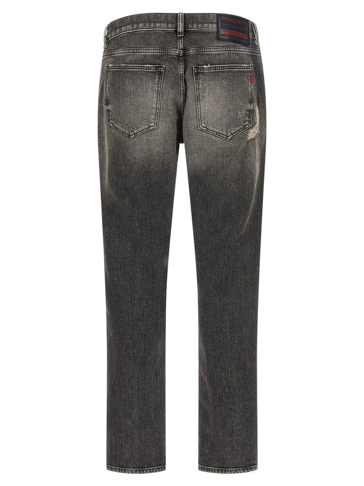 Diesel 2019 D-Strukt Jeans - Gray | e4049e9ae0965c6354b6af6dc344e14a6be1e1ee