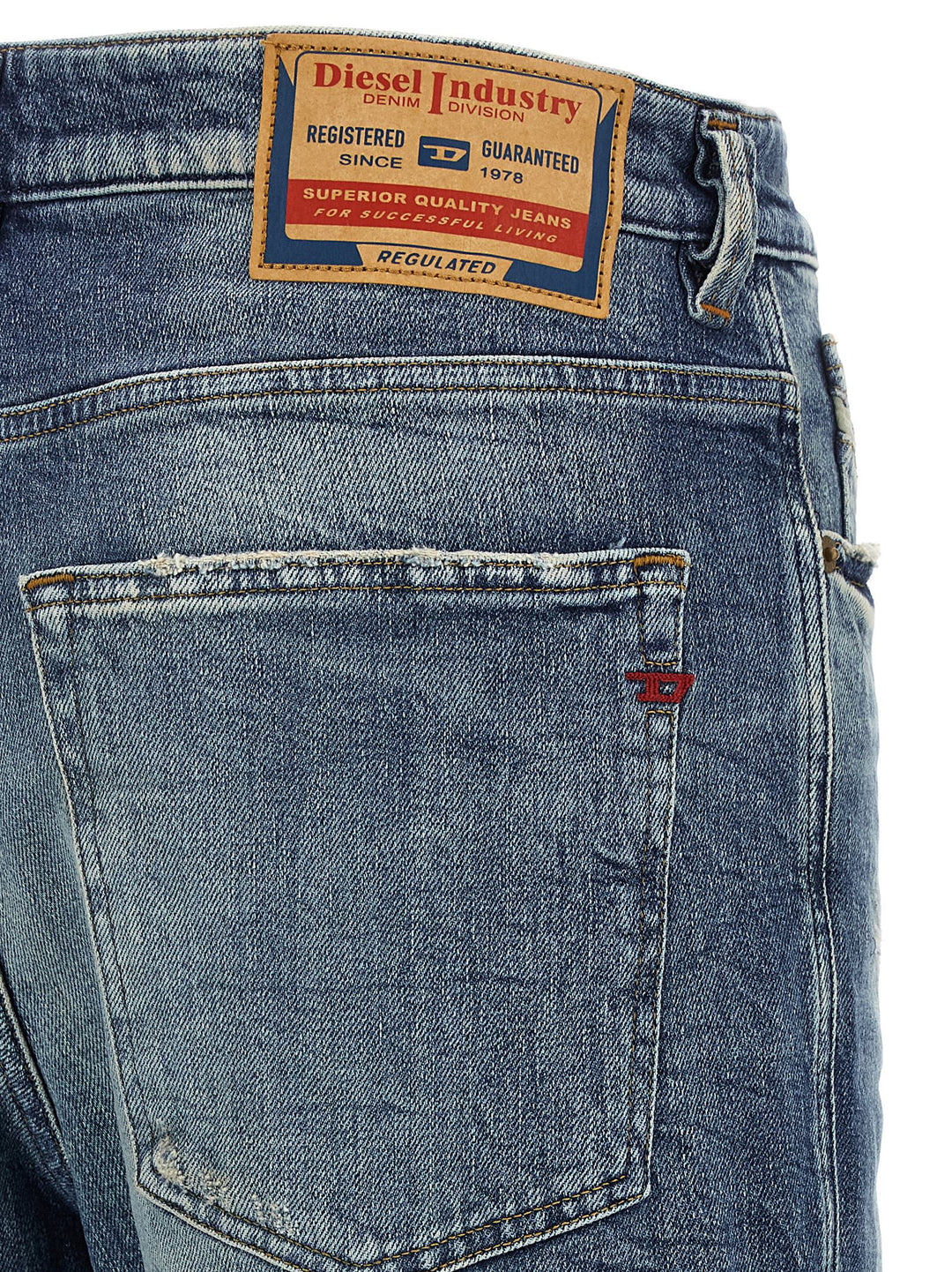 Diesel 1988 D-Ark Jeans - Light Blue | da99a2ca31399657e85c5ff436a5ea49926cf25e
