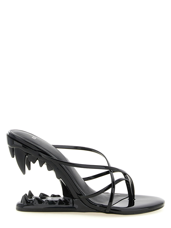Gcds Morso Thong Sandals - Black | bacea65ec8b244e802940b371cf5977d441f1f49