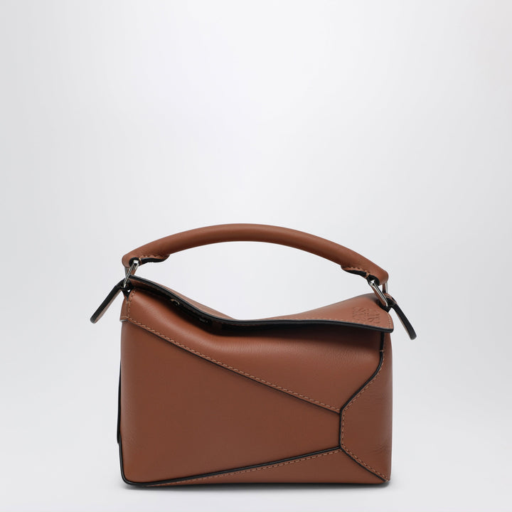Loewe Apparel & Accessories - Brown | 10b5c06dce9927ecea7037ae21fee058ac88e657