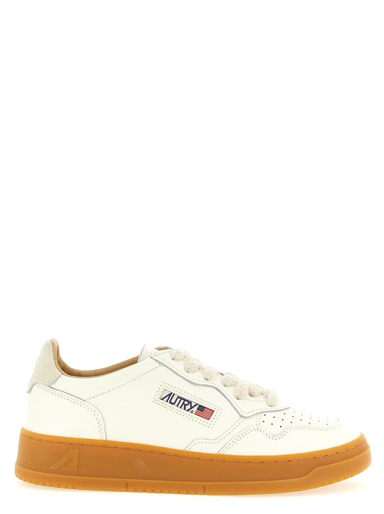 Medalist Low Sneakers Beige