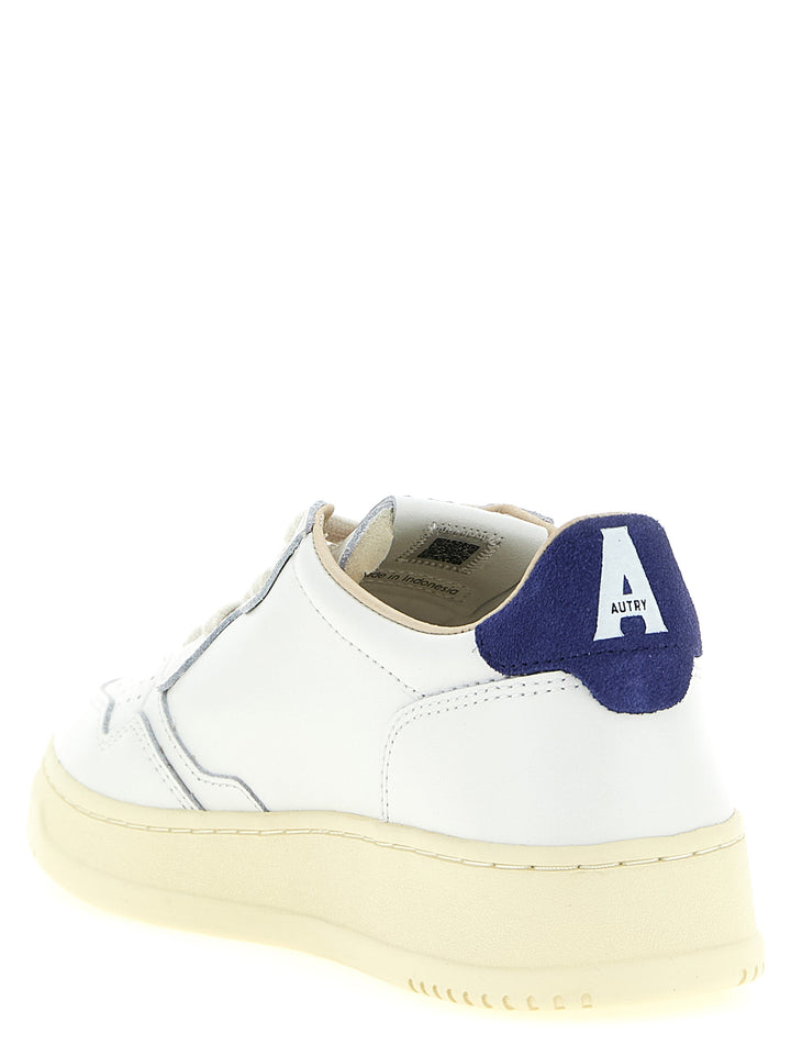 Autry Medalist Low Sneakers - Blue | 3b00224e49040969cbcd3a9bdada1e879d374c64