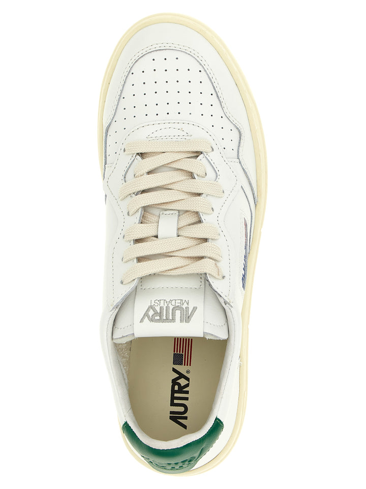 Autry Medalist Low Sneakers - Green | bb6813a85e7bb910bf7a7d550f47ac6cc6ca3fef