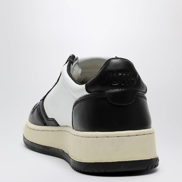 Autry Shoes - White | d3dab5c0d1f64303deec080d4b632df301cb34cc