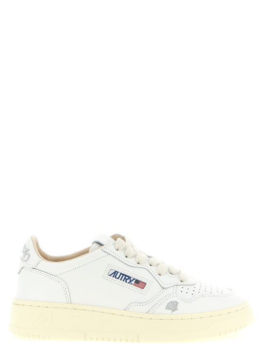 Medalist Low Sneakers Silver