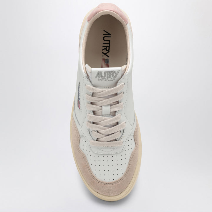 Autry Shoes - White | 103e8e5bad9933e059a3d19e5481a86064fda182