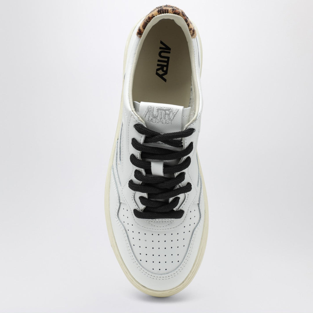 Autry Shoes - White | 8dc3e2c04ef97ea72709bb0568f6e5ebd4d7ca6a