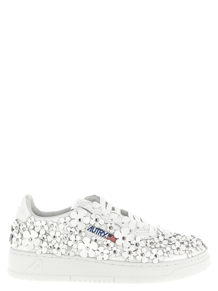 Autry Medalist Sneakers - White | 2484075d0e3a79eb1e0758ddf7dadd5e914629fc