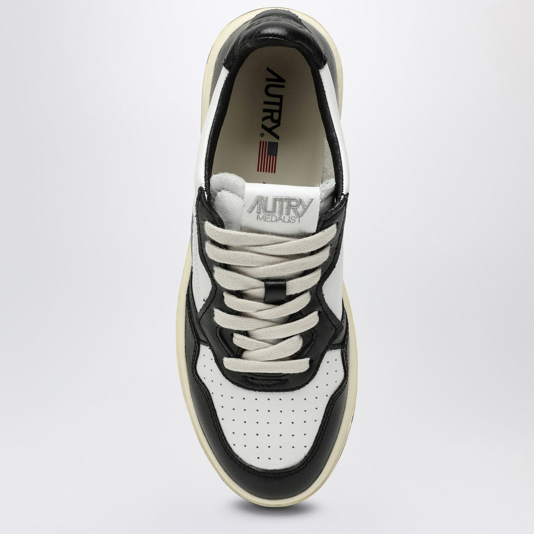 Autry Shoes - White | 38709260a21ca21edebbc6701c7c6595dd9bf633