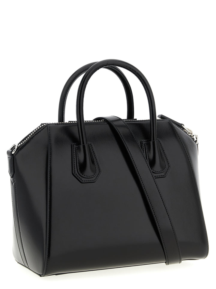 Givenchy Antigona Hand Bags - Black | 5b1c34fee64ec082ca197b73de114821f2c68511