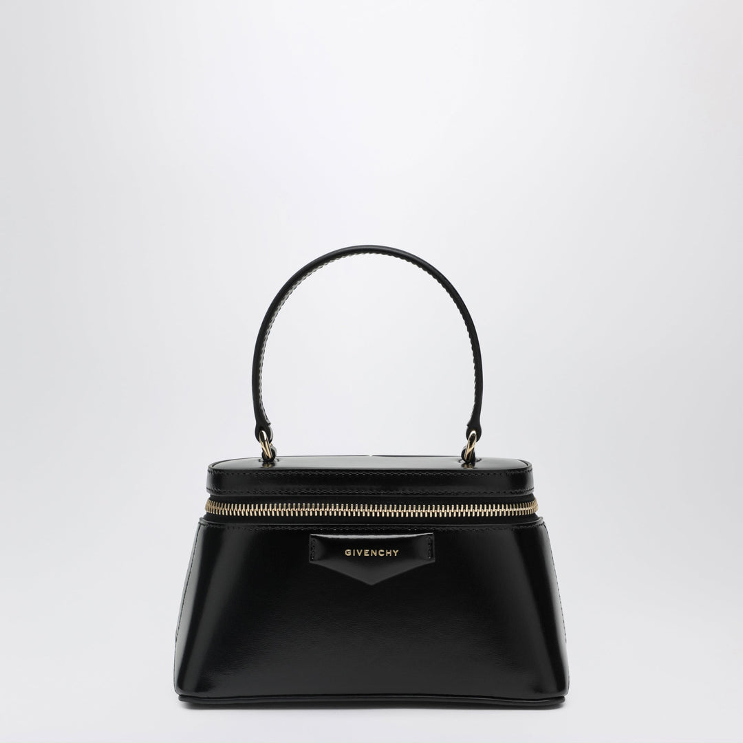 Givenchy Apparel & Accessories - Black | a4c6d4d8a321b9c7c29ba975afa52fbf04938016