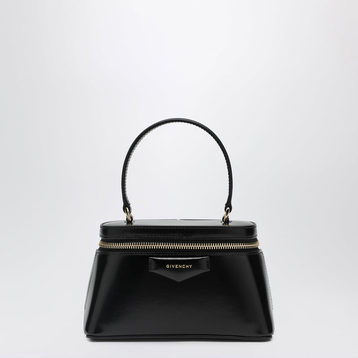 Givenchy Apparel & Accessories - Black | a4c6d4d8a321b9c7c29ba975afa52fbf04938016