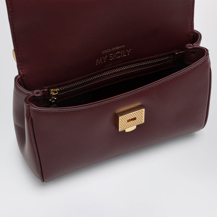Dolce&Gabbana Apparel & Accessories - Burgundy | 4e75897876c3a80e32a55b54c962d2348af2df1d