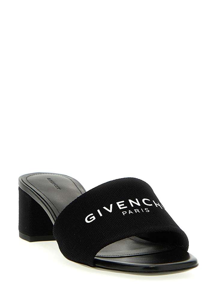 Givenchy 4g Sandals - Black | a829b7810e3444fae51d690bda6dd94cd9bb5076