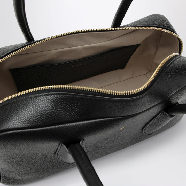 Noesi Apparel & Accessories - Black | 0c034242ae8904c1c908ebeec27afe691e317bb6