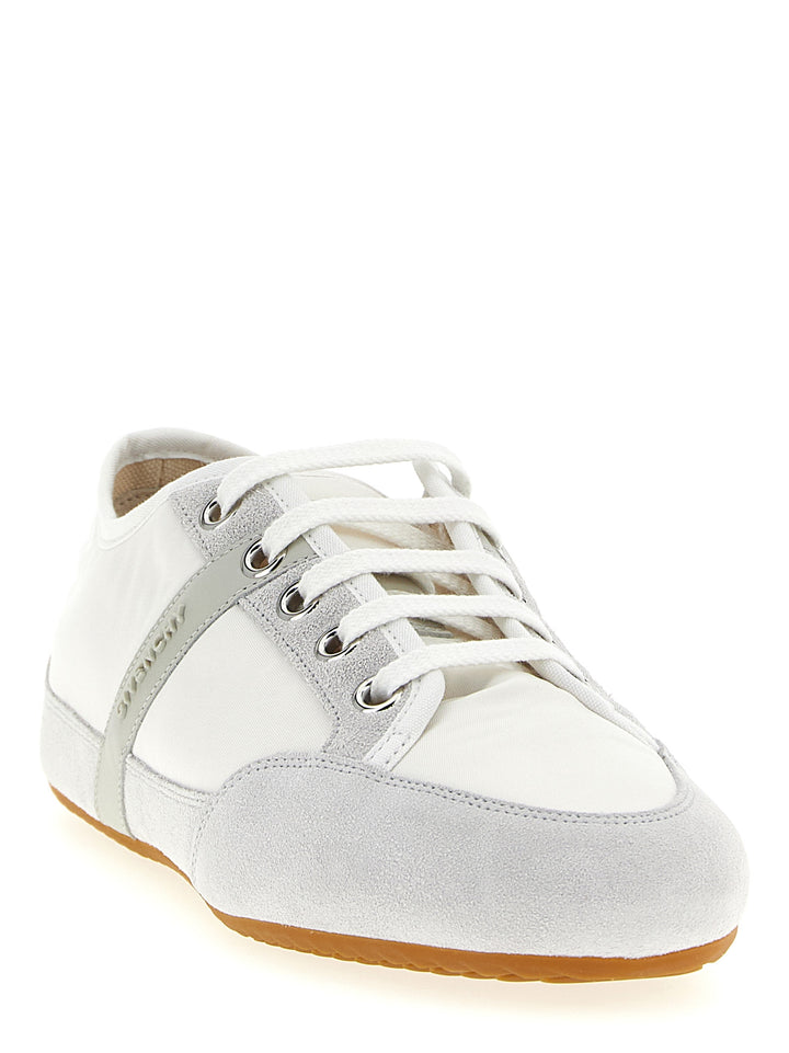 Givenchy Slim Sneakers - White | 0c5c74f0de73a46a465f6f7db4dbdd9f8a3b4781