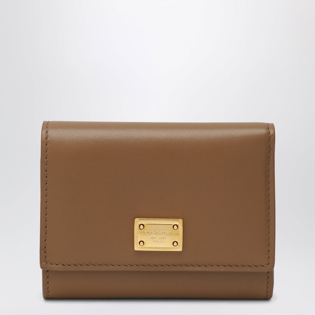 Dolce&Gabbana Apparel & Accessories - Beige | e362a9db9360b801a67e31c3162fc31ccf724769
