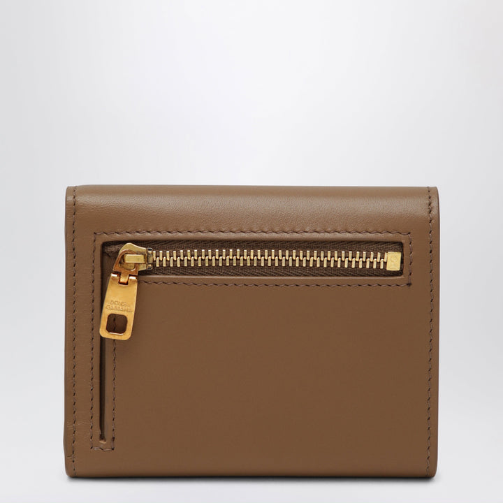 Dolce&Gabbana Apparel & Accessories - Beige | 739264f9bb6db6ab3532a37bf838c97e4d39e131