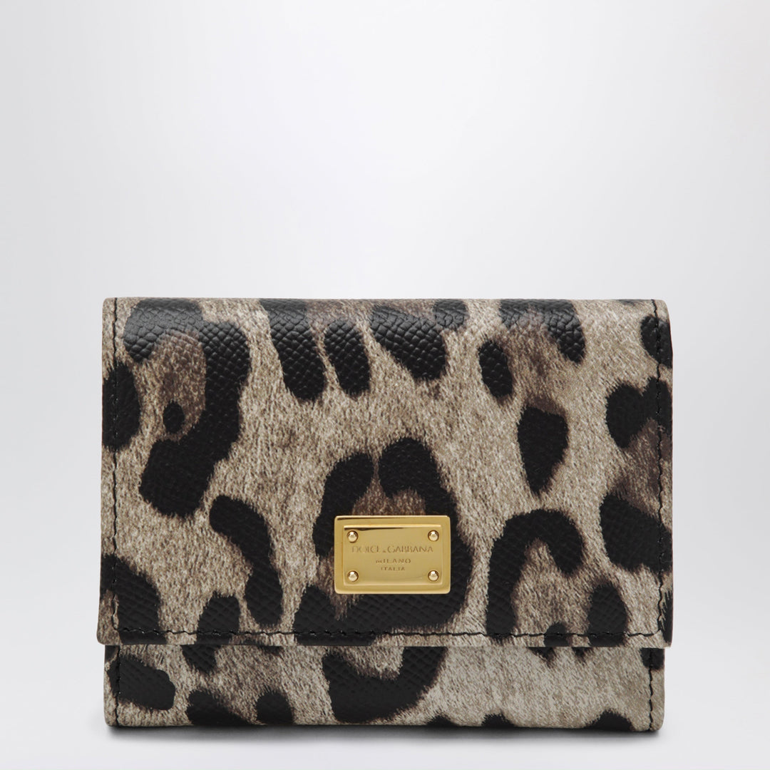 Dolce&Gabbana Apparel & Accessories - Brown | 8da8966b8371876a3dedbb70f287bcd9bf8c508b