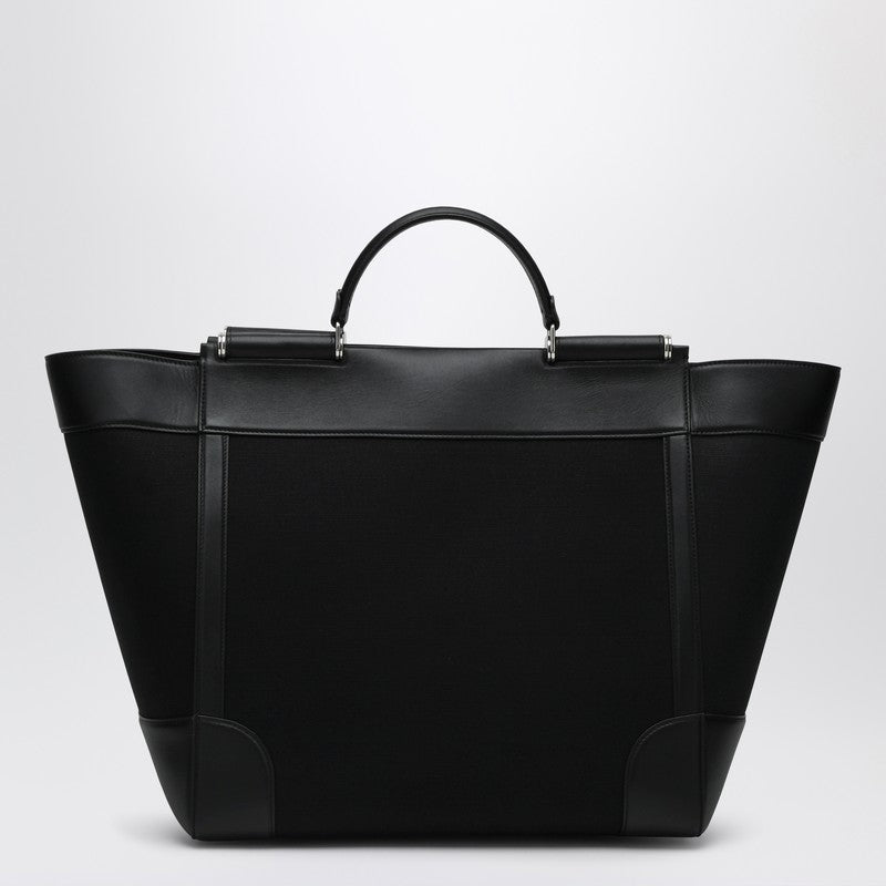 Dolce&Gabbana Apparel & Accessories - Black | 7838cec87731b1c2240772a27c63e8e93649e376
