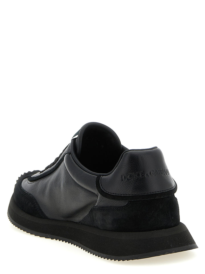 Dolce & Gabbana Dg Cushion Sneakers - Black | 1d005a4dd805a59afaebe76bf52da9faf3d212f1