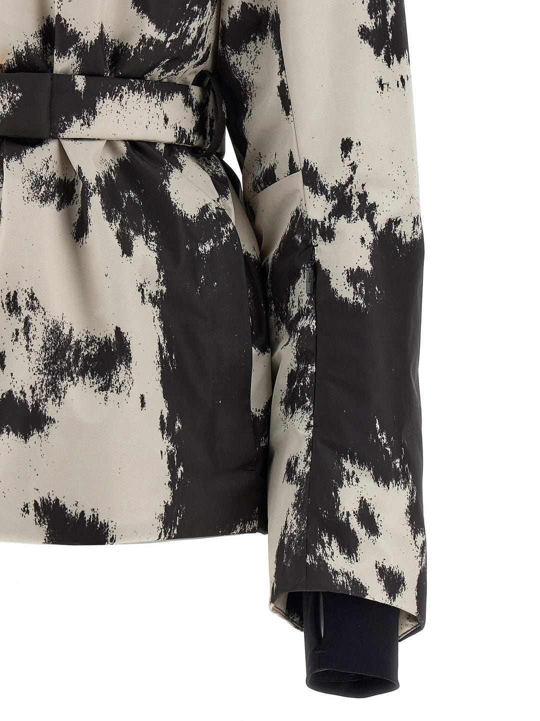 Fendi Frosted Fauna Puffer Jackets - Multicolor | 7f003c5454afabee4e3d24d7fa0a242feb944ae5